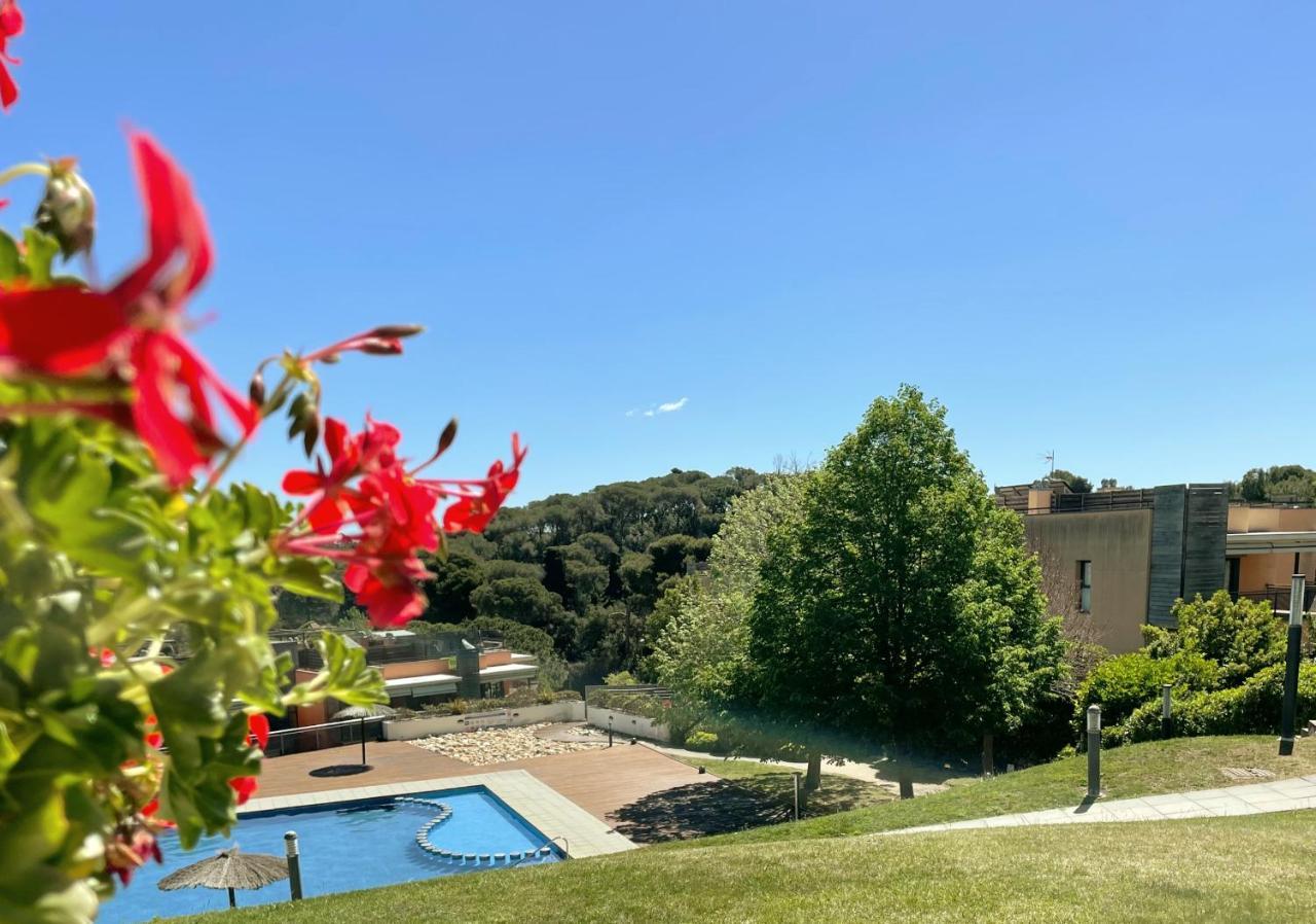 Pretty Garden Apartment Next To A Charming Beach Lloret de Mar Luaran gambar