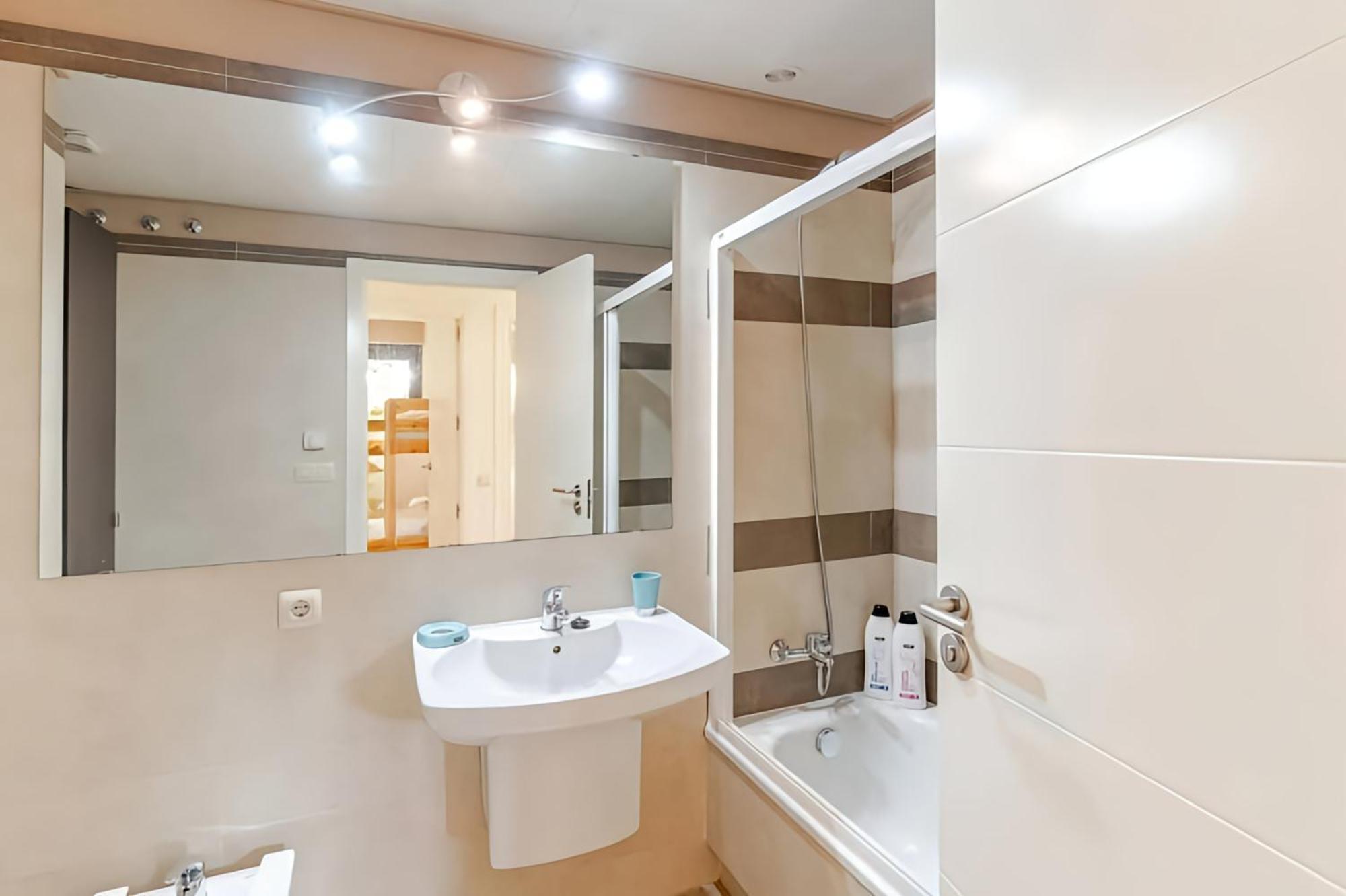 Pretty Garden Apartment Next To A Charming Beach Lloret de Mar Luaran gambar