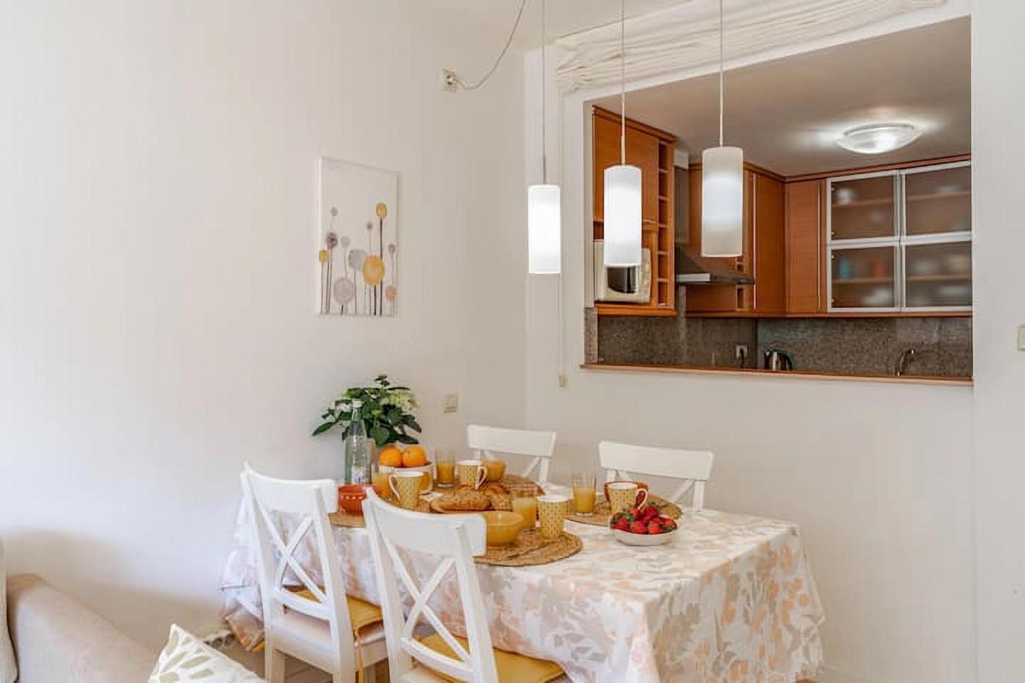 Pretty Garden Apartment Next To A Charming Beach Lloret de Mar Luaran gambar